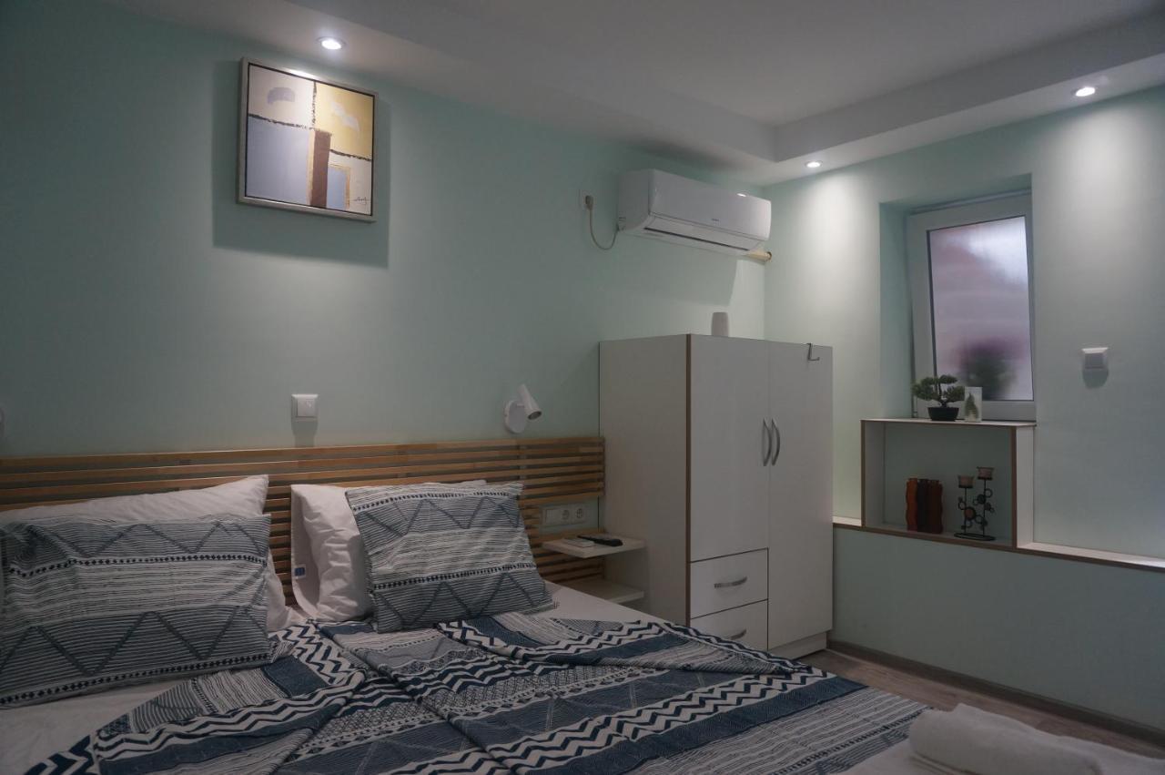 Apartment Daroom In The Heart Of